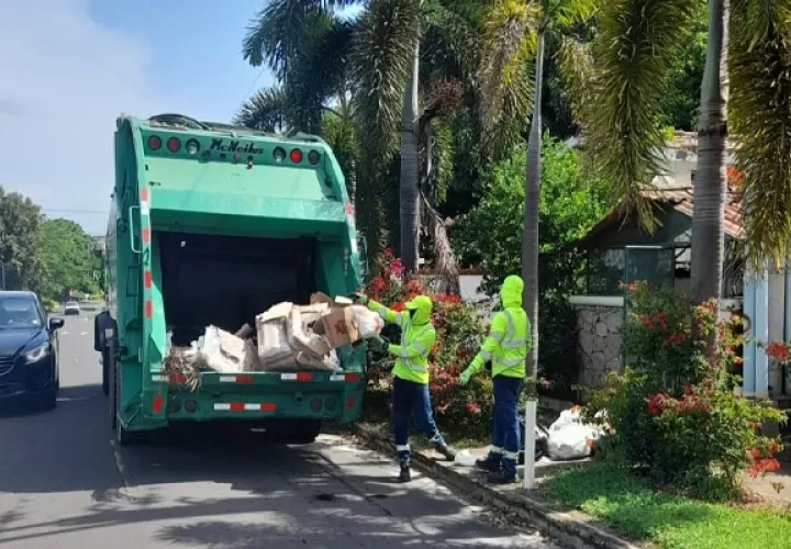 La nueva empresa también aceptó permitir que un grupo de recolectores particulares sigan trabajando en el área. Foto. Eric Montenegro