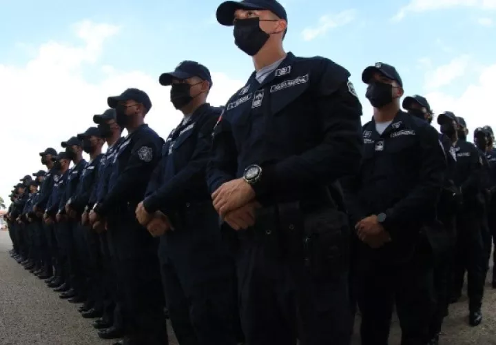 Las unidades policiales lograron el decomiso de 50 paquetes con presunta droga. Foto: Cortesía Minseg