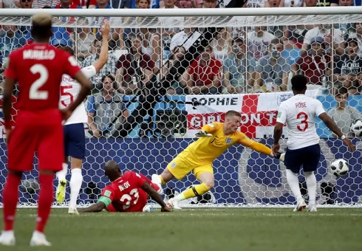 Felipe Baloy anotó ante Inglaterra, lo que fue el primer gol de Panamá en un Mundial. Foto: EFE