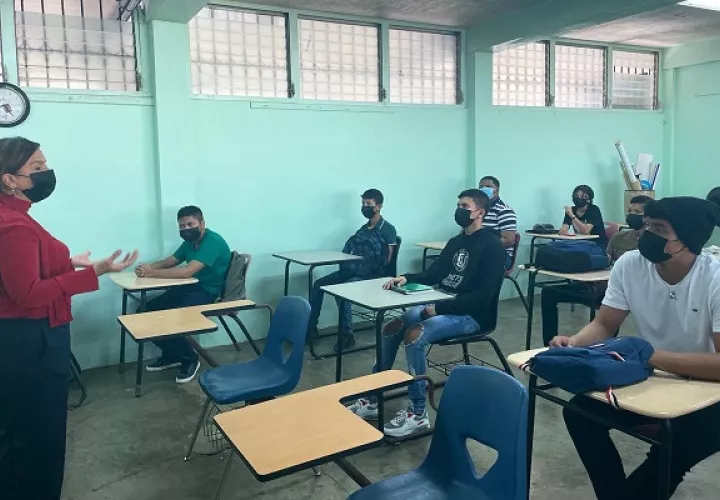 Los estudiantes reprobados  señalan que enfrentaron problemas de conectividad. Foto: Cortesía Meduca