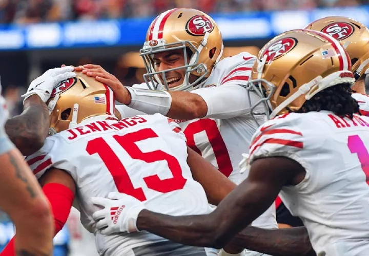 Los 49ers recuperaron para este partido a su pasador Jimmy Garoppolo,. Foto: 49ers