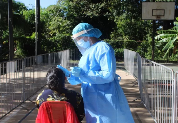 El equipo de trazabilidad está saturado de trabajo. Foto: Melquiades Vásquez