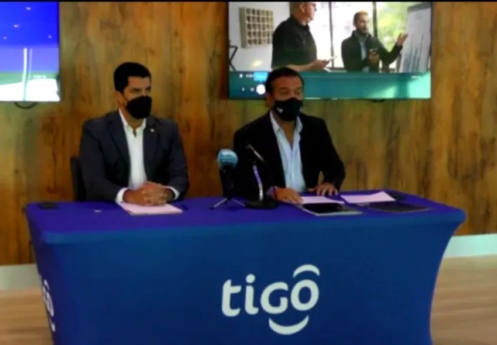 La firma de la alianza entre ambas instituciones se dio en las oficinas de Tigo Panamá. 