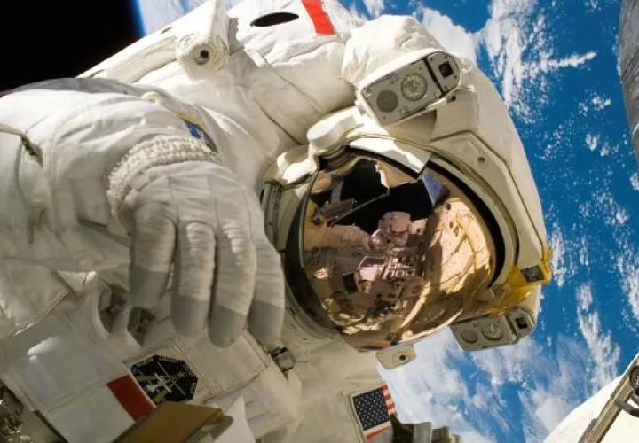 Es necesario abordar de forma 'urgente y consensuada' la contaminación orbital creciente. Foto: Ilustrativa / Pexels