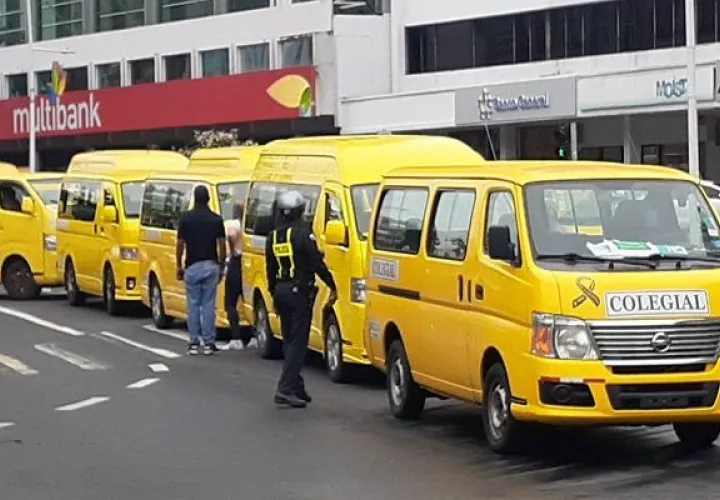Los buses colegiales vuelven a transportar estudiantes desde el próximo 7 de marzo. Foto: Grupo Epasa