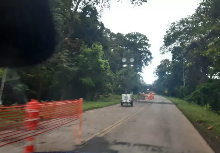 A la actual carretera se le han realizado varias reparaciones. Foto: Archivo 