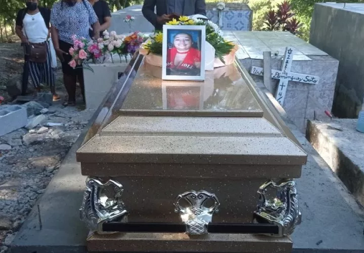 Yasmín Delgado había desaparecido desde el 11 de febrero, lo que propició que sus familiares y amigos, iniciaran una búsqueda por todos lados. Foto. DIomedes Sánchez