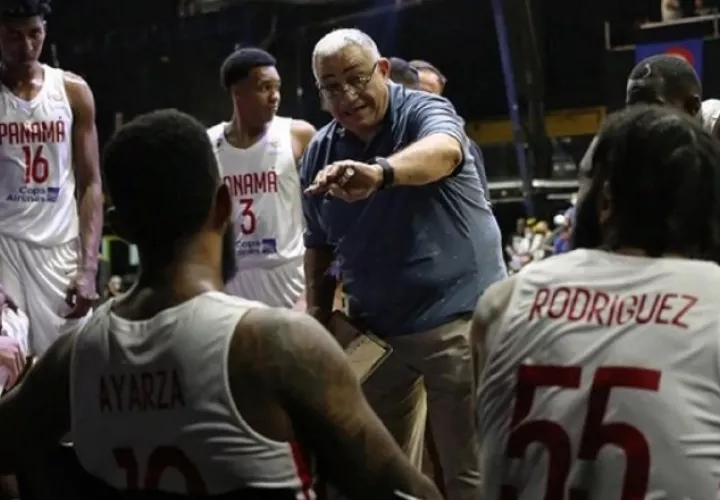 Flor Meléndez, entrenador del seleccionado panameño. Foto: Fiba