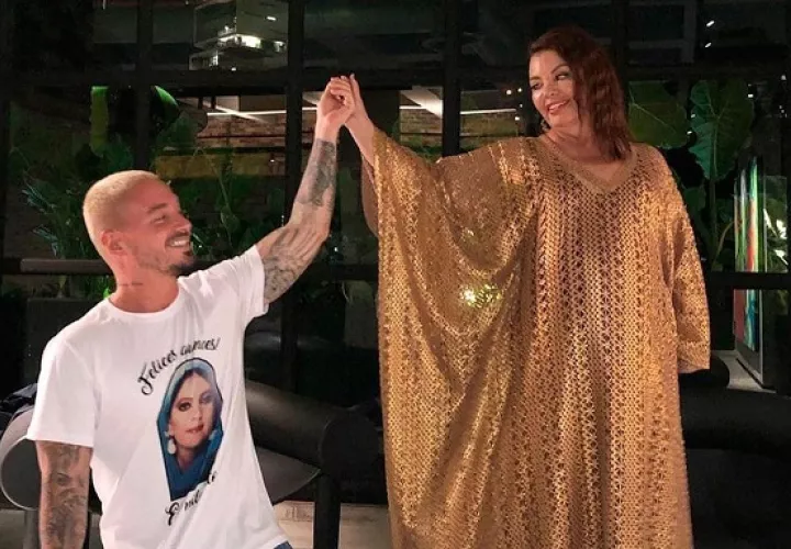 La madre de J Balvin, Alba Mery Balvin, está de cumpleaños. Foto: Instagram