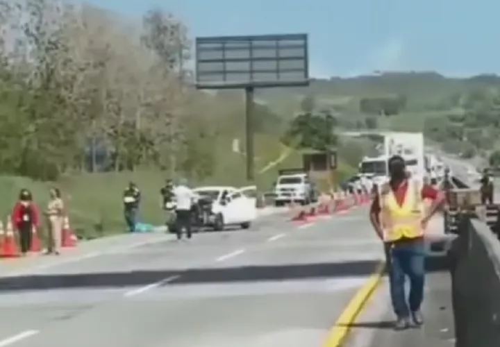 Una mujer resultó herida en este accidente. Foto: Diomedes Sánchez 