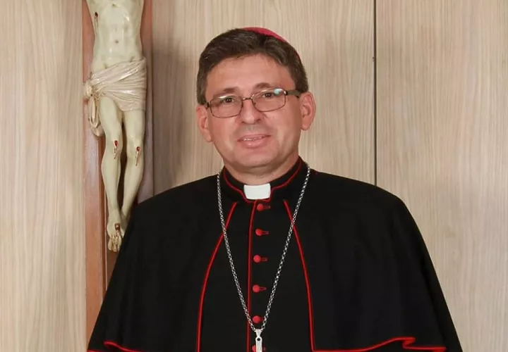  Monseñor Manuel Ochogavia salió positivo a la covid-19. Foto: Diomedes Sánchez 