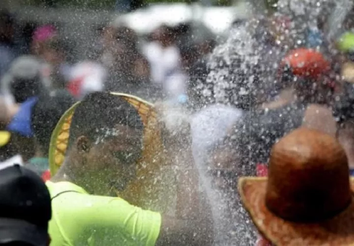 Los culecos están prohibidos durantes estos días. Foto: EFE