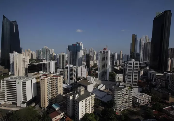 Los ingresos corrientes acumulados en efectivo al cierre de diciembre 2021 totalizaron $7,366.5 millones, reflejando un superávit de $590.6 millones. Foto: Archivo