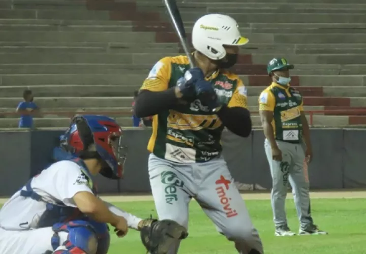 Panamá Oeste eliminó a Colón. Foto: Fedebeis