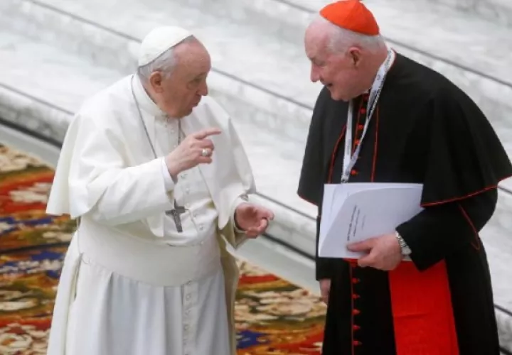 El papa abrió hoy el simposio con un largo discurso en el aula Pablo VI ante cardenales, obispos y sacerdotes. Foto: EFE