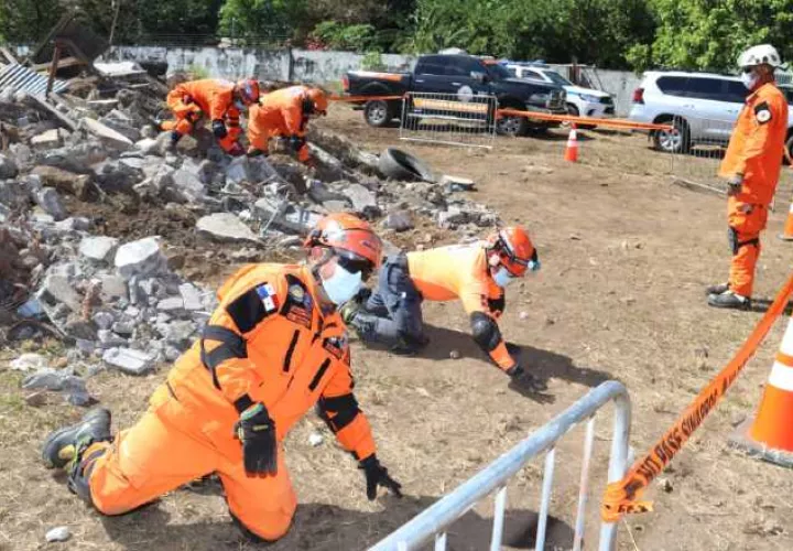 Los rescatistas están en capacitación constante tanto a nivel local como en el extranjero. Foto: Cortesía Mingob
