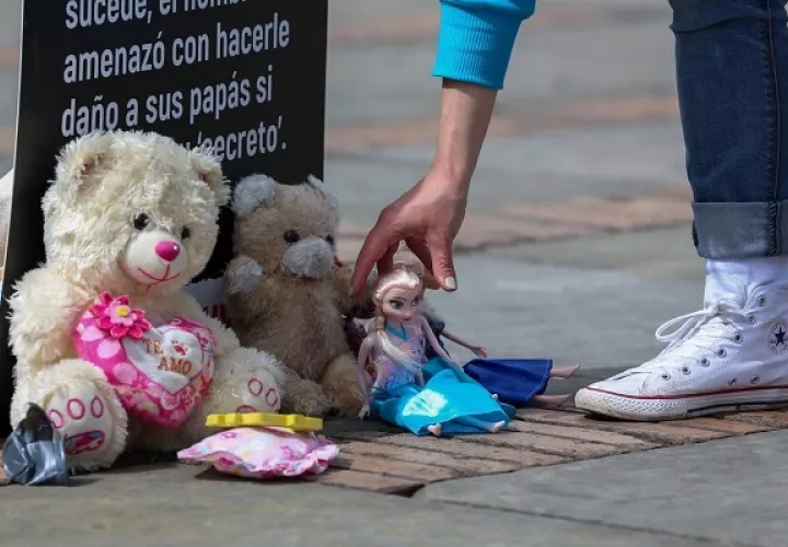 La víctima de abuso sexual recibe atención médica. Foto: Redes Sociales