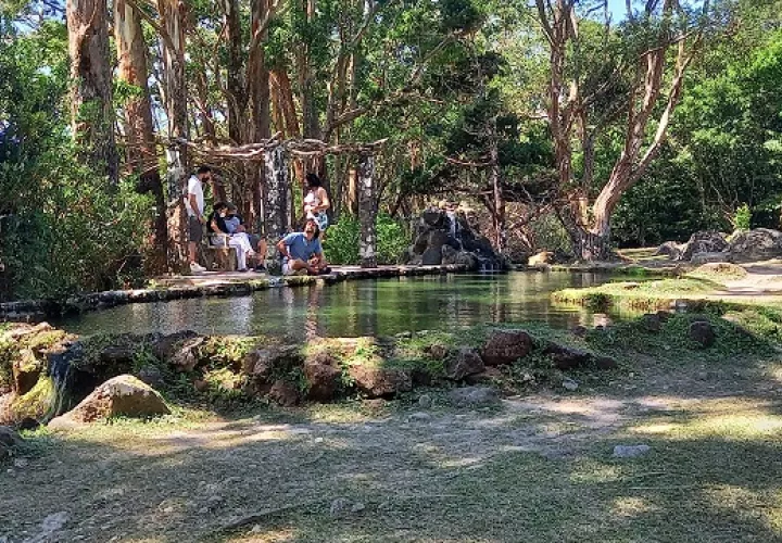 Desde la fuente de los deseos se puede observar el cerro Gaital  junto al cerro Pajita y el cerro Caracoral. Foto: Belys Toribio