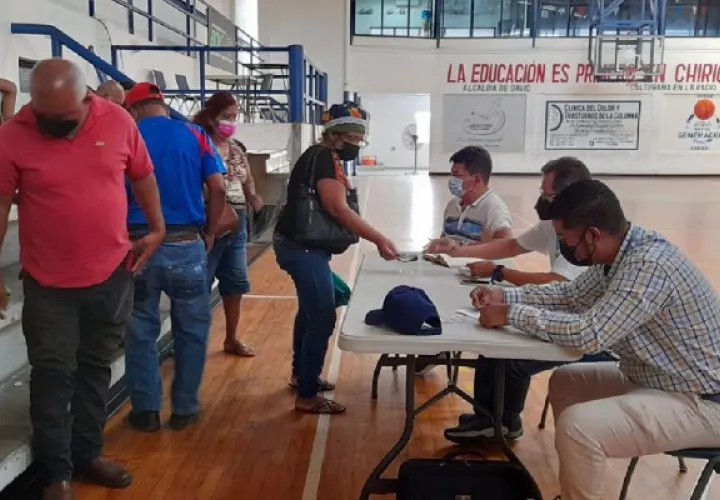 Los vendedores se comprometieron a no obstaculizar las vías públicas. Foto: José Vásquez