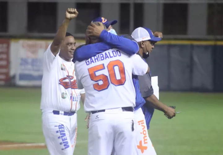 Panamá Este se coronó campeón de beisbol juvenil este lunes 28 de febrero. 