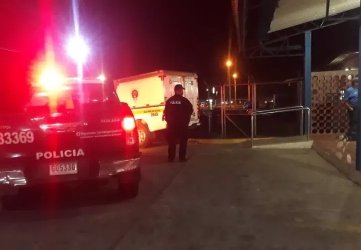 Bolívar González Ortiz, y Agustín Carrasco fueron trasladados al cuarto de urgencias de la Policlínica Pablo Espinoza, ubicada en el distrito de Bugaba. Foto. José Vásquez