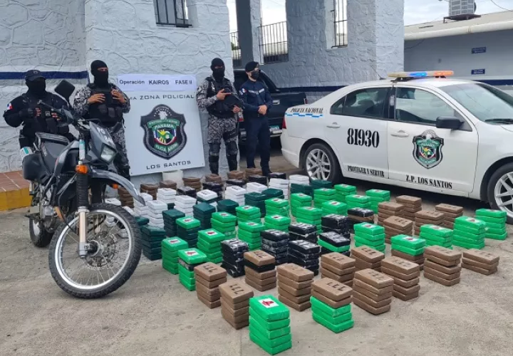 Se incautaron en total 388 paquetes con sustancia ilícita. Foto: Thays Domínguez