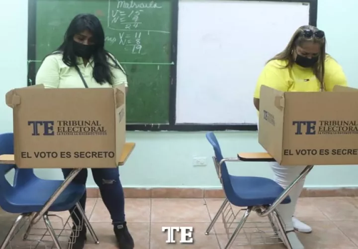 Un alto porcentaje de mujeres participó en el proceso interno. Foto: TE