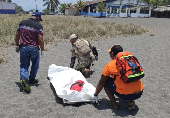 No se descarta que se trate de un suicidio. Foto: José Vásquez
