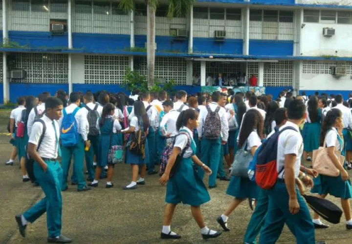Tres colegios en Panamá centro abrirán el 21 de marzo. Foto: Archivo