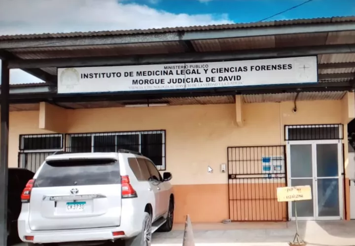 El cuerpo del infante fue trasladado a la morgue judicial de David. Foto: José Vásquez