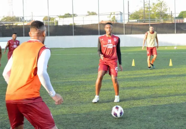 Sanfra arrastra malos resultados desde hace varias temporadas. Foto:@sanfrafc_pa