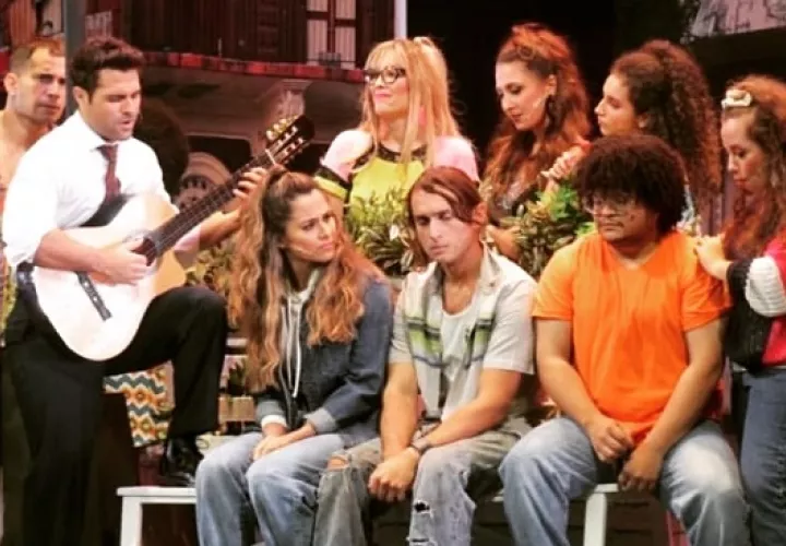 'Solo las estrellas bastarán' se presentará hasta el 27 de marzo en el Teatro Nacional. Foto: Instagram / @aaronzebede