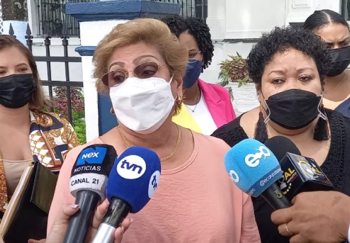 Fundagénero advierte marcas imborrables y las secuelas irreversibles que sufrirá niña de 8 años madre producto de una violación. Foto: Víctor Arosemena