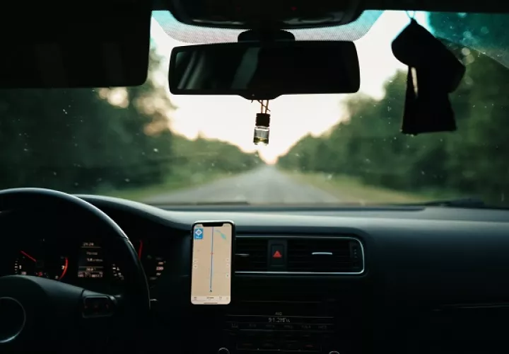 Los celulares tienen un periodo de vida útil de 3 años. Foto: Pexels