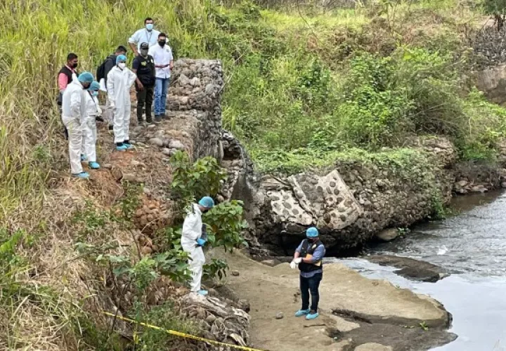 Se detalló que el cuerpo fue encontrado en medio de un herbazal. Foto. Mayra Madrid