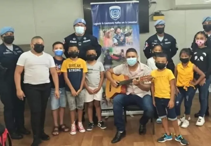 Las clases de música se dictan cada tres meses. Foto: Cortesía