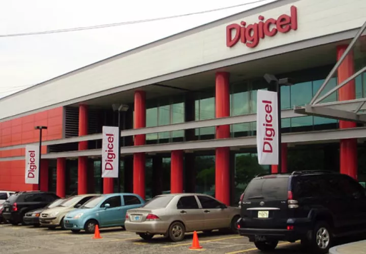 “No es sostenible para nosotros seguir invirtiendo en el mercado”, afirmó el presidente de Digicel Group, Denis O’ Brien. Foto: Archivo