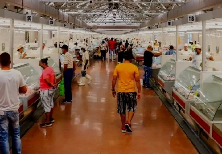 La clase media es la más afectada por la complicada situación económica que se vive en la actualidad. Foto: Municipio de Panamá
