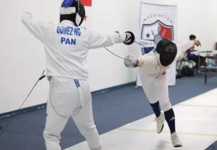 En la competencia participaron atletas de varias categorías. Cortesía/Esgrima