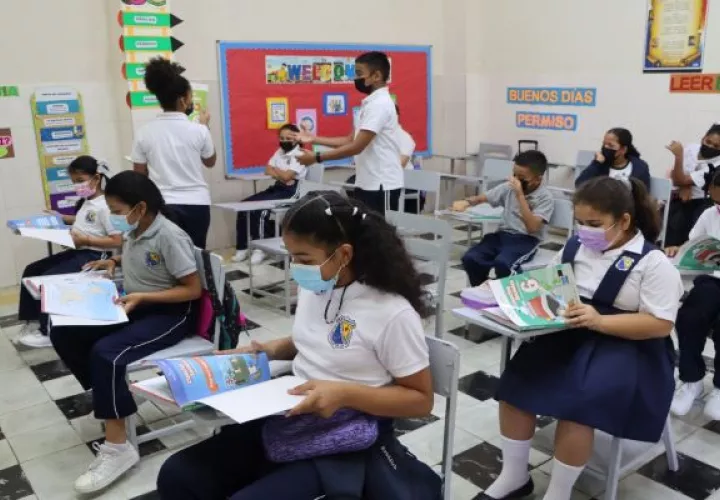 Las clases presenciales en Panamá iniciaron el pasado 7 de marzo y otro grupo ingresó  el 14. Foto: Cortesía Meduca