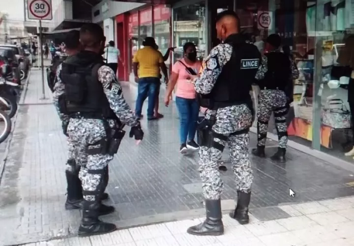 Empleados alertaron a la seguridad de la zona franca y a la Policía Nacional. Foto: Diomedes Sánchez.