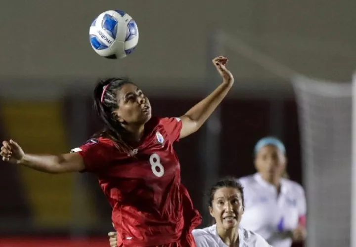 Laurie Batista del selecionado panameño de fútbol. Foto:EFE