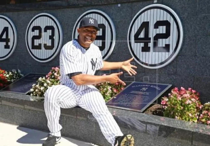 Mariano Rivera fue una excepción al usar el 42. Foto:EFE