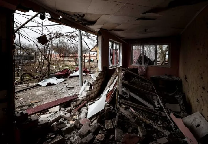 Entre la localidades sitiadas por tropas rusas están Mariúpol, Volnovaja, Izium o Irpin. Foto: EFE