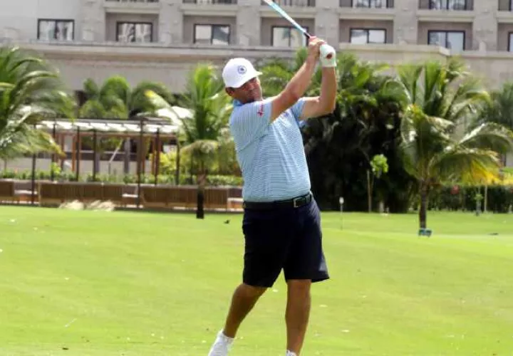 El torneo golfístico se realizó en la cancha de Santa María. Foto: Víctor Arosemena