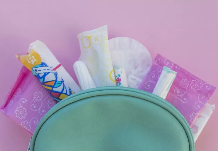 La pobreza menstrual no es más que el limitado o nulo acceso a productos para la gestión menstrual.  Ilustrativa/Freepik