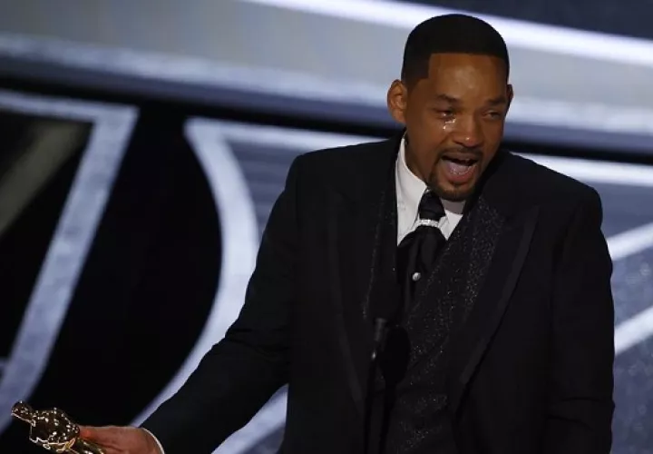 Will Smith durante su discurso después de ganar el Oscar al Mejor Actor por 'King Richard'. Foto: EFE / Etienne Laurent