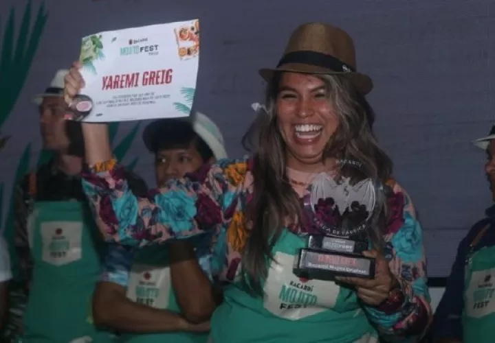 Yaremi Greig ganó en la categoría 'Mejor mojito original'. Foto: Cortesía /  Mastrip Net.
