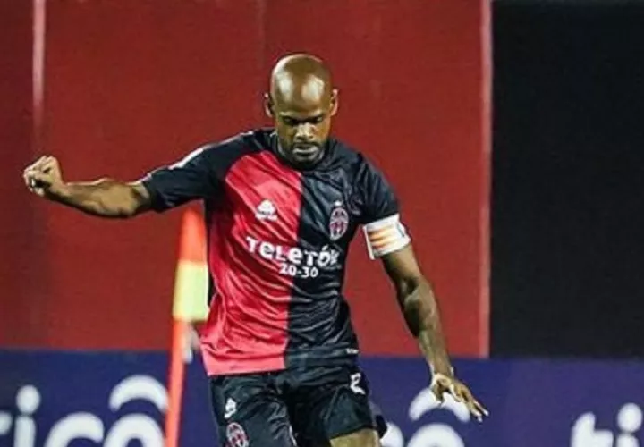 Adolfo Machado de Sporting de San Miguelito. Foto: LPF
