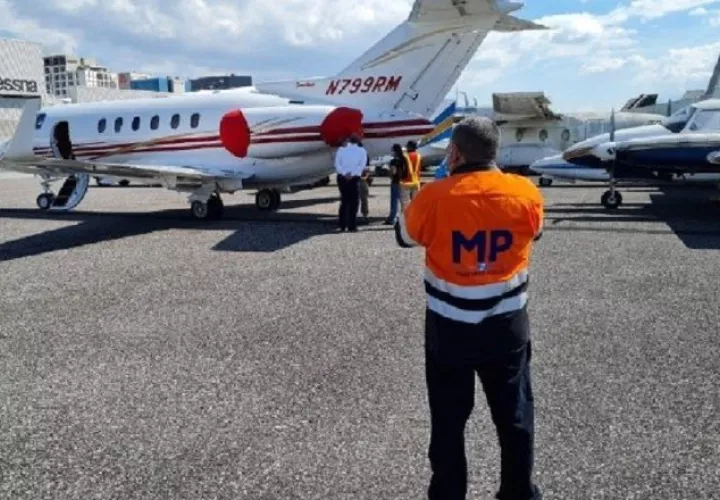 Este avión fue detenido ilegalmente el año pasado en Guatemala. Archivo